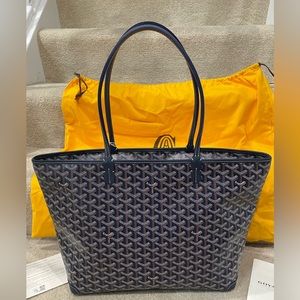 BNWT Goyard Artois MM in Dark Navy (Marine Blue) - bought in Paris w/receipt
